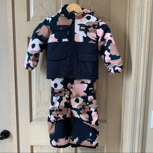 Cute and Stylish Ski Snowboard Waterproof Snow Suit Set
